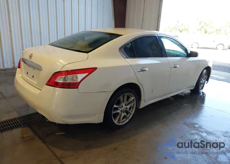 2009 Nissan Maxima 3.5 S from USA, damaged, VIN 1N4AA51E59C855173